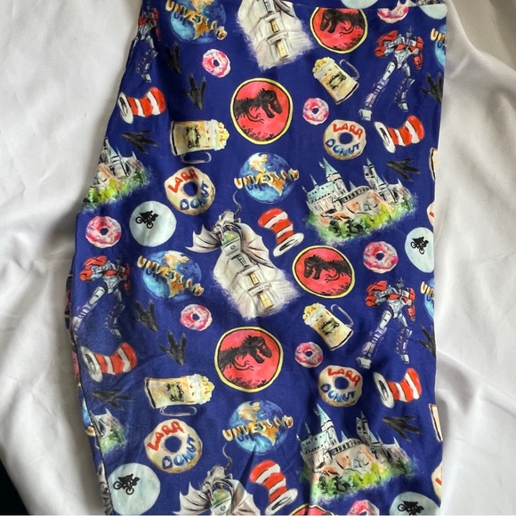 Universal Studios Blue Leggings - Picture 2 of 5